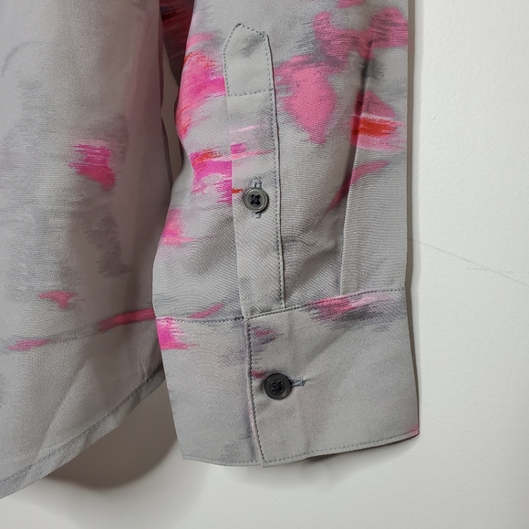 BANANA REPUBLIC button down grey pixel pattern - Picture 2 of 5